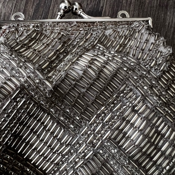 Cache Vintage Sequence Crossbody Mini Coin Purse - Picture 8 of 15